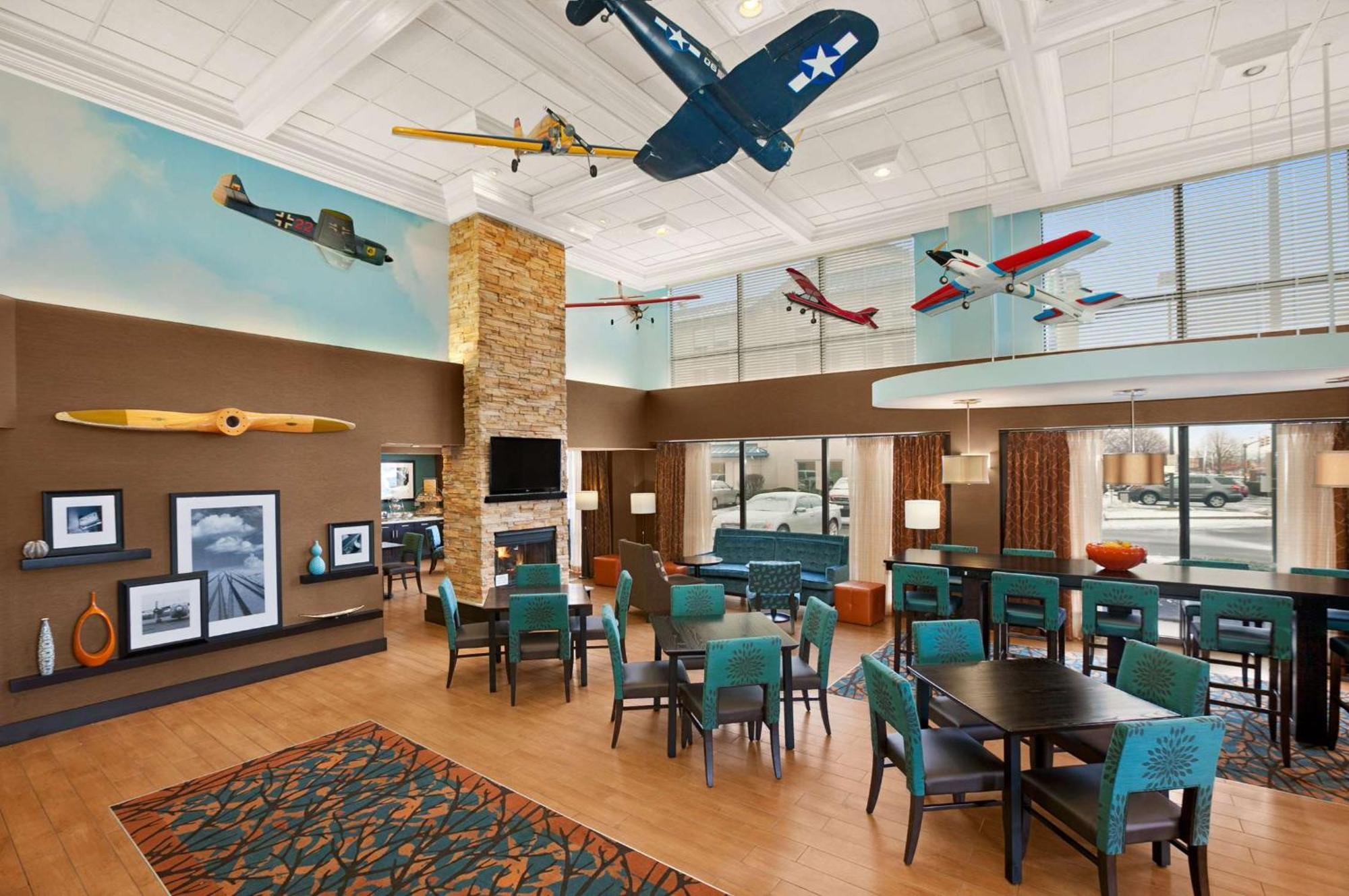 Hampton Inn Chicago-Midway Airport Bedford Park Exteriör bild